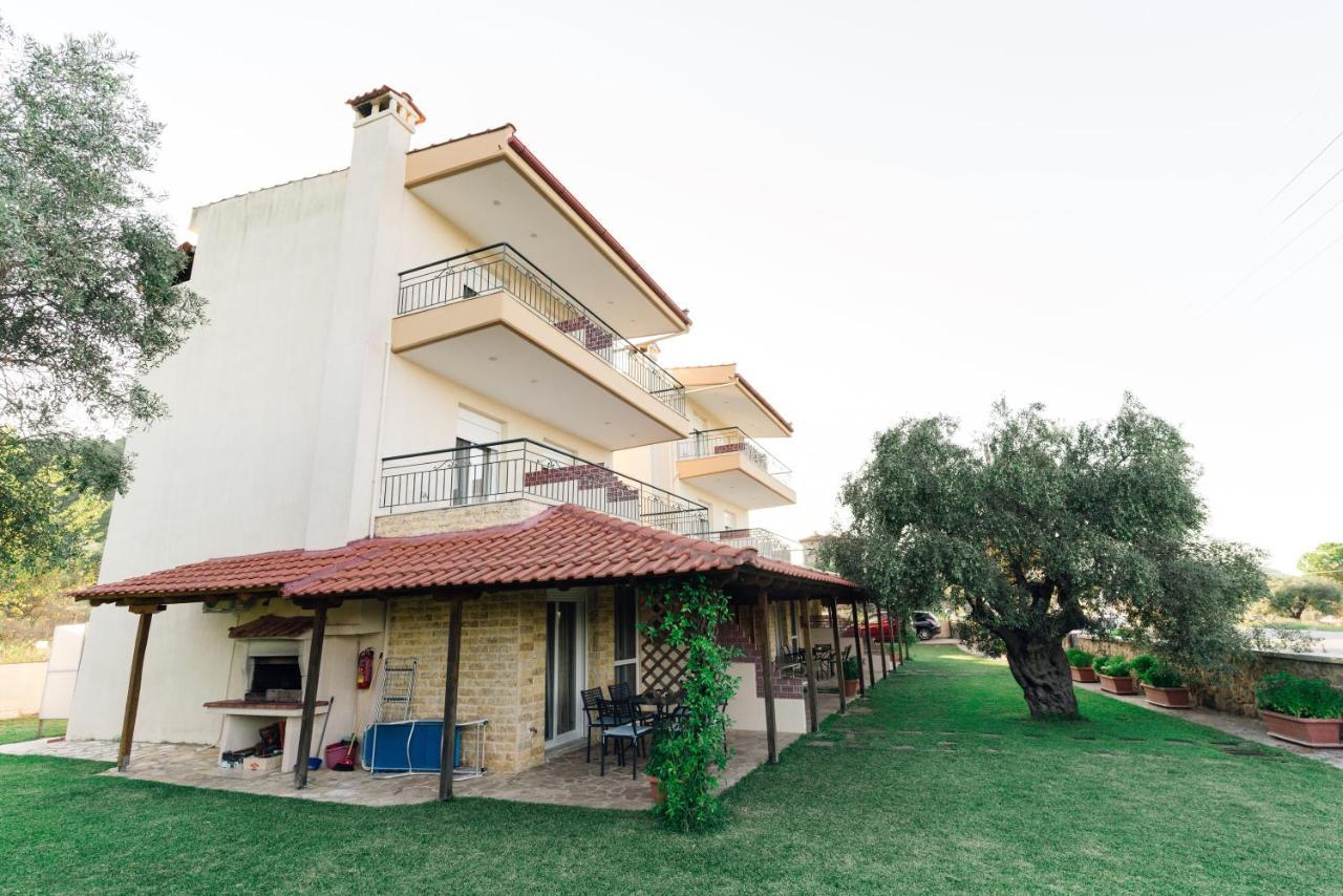 Family Villas فوروفورو المظهر الخارجي الصورة