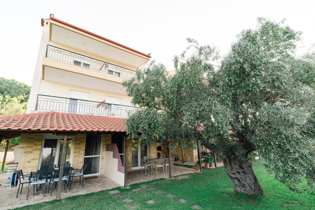 Family Villas فوروفورو المظهر الخارجي الصورة